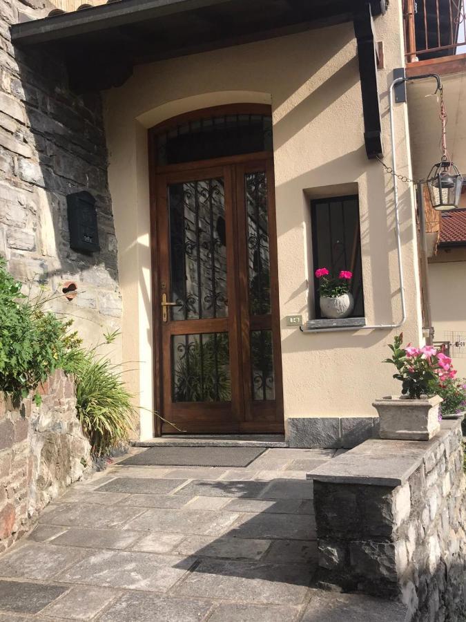 Reginaldo'S Home Nesso Exterior photo